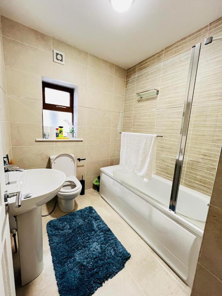Room In Limerick Exterior photo