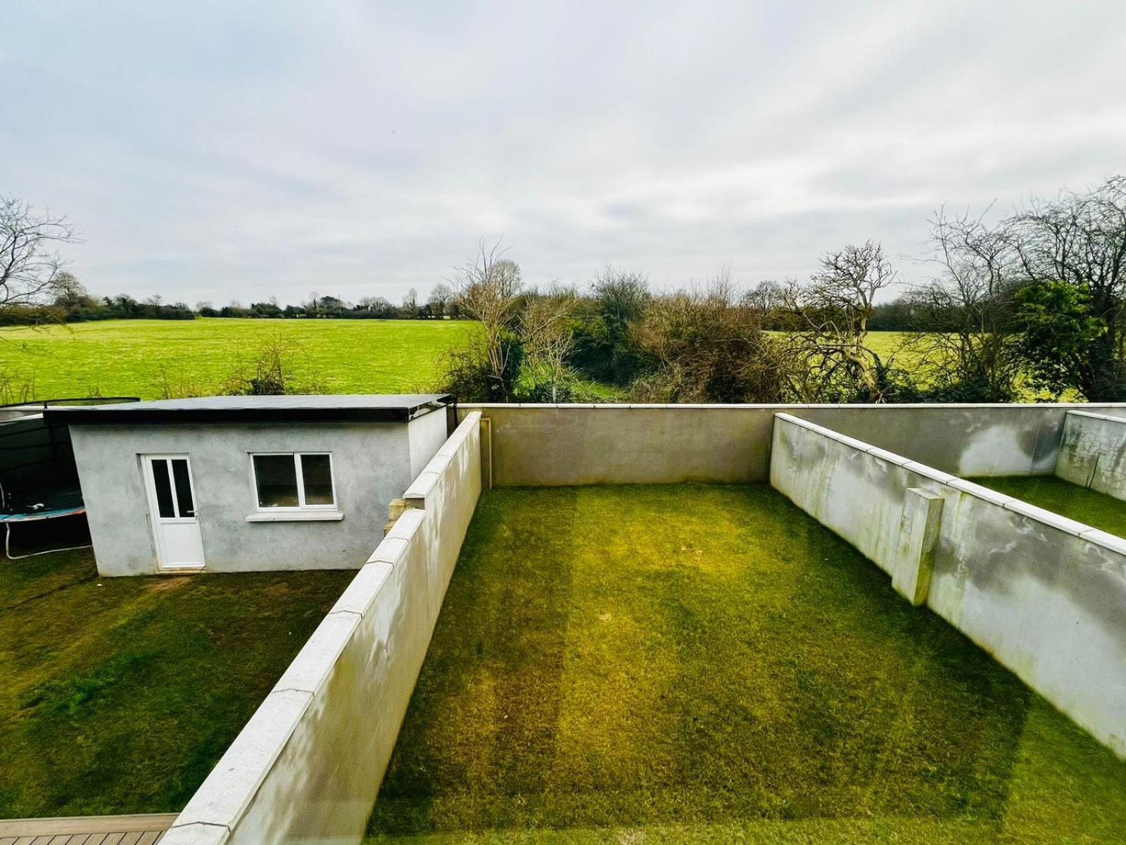 Room In Limerick Exterior photo